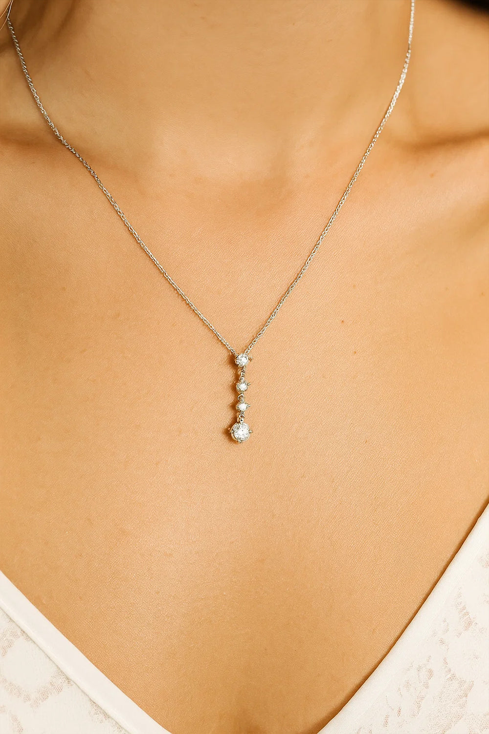 Vertical Shine Necklace