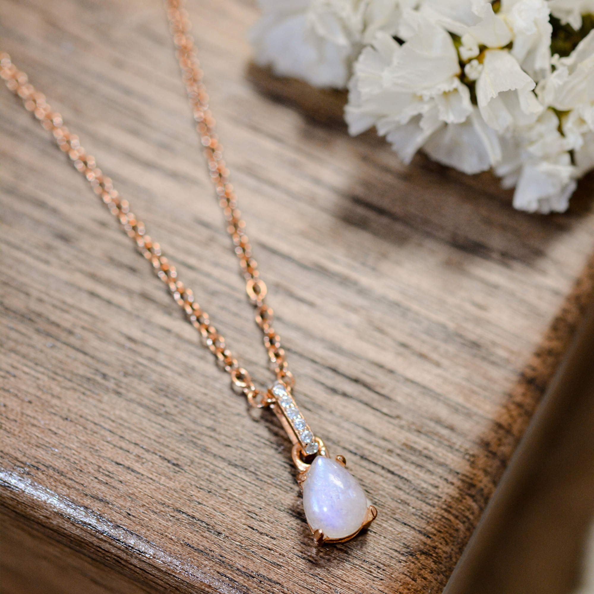 Teardrop Pendant Necklace